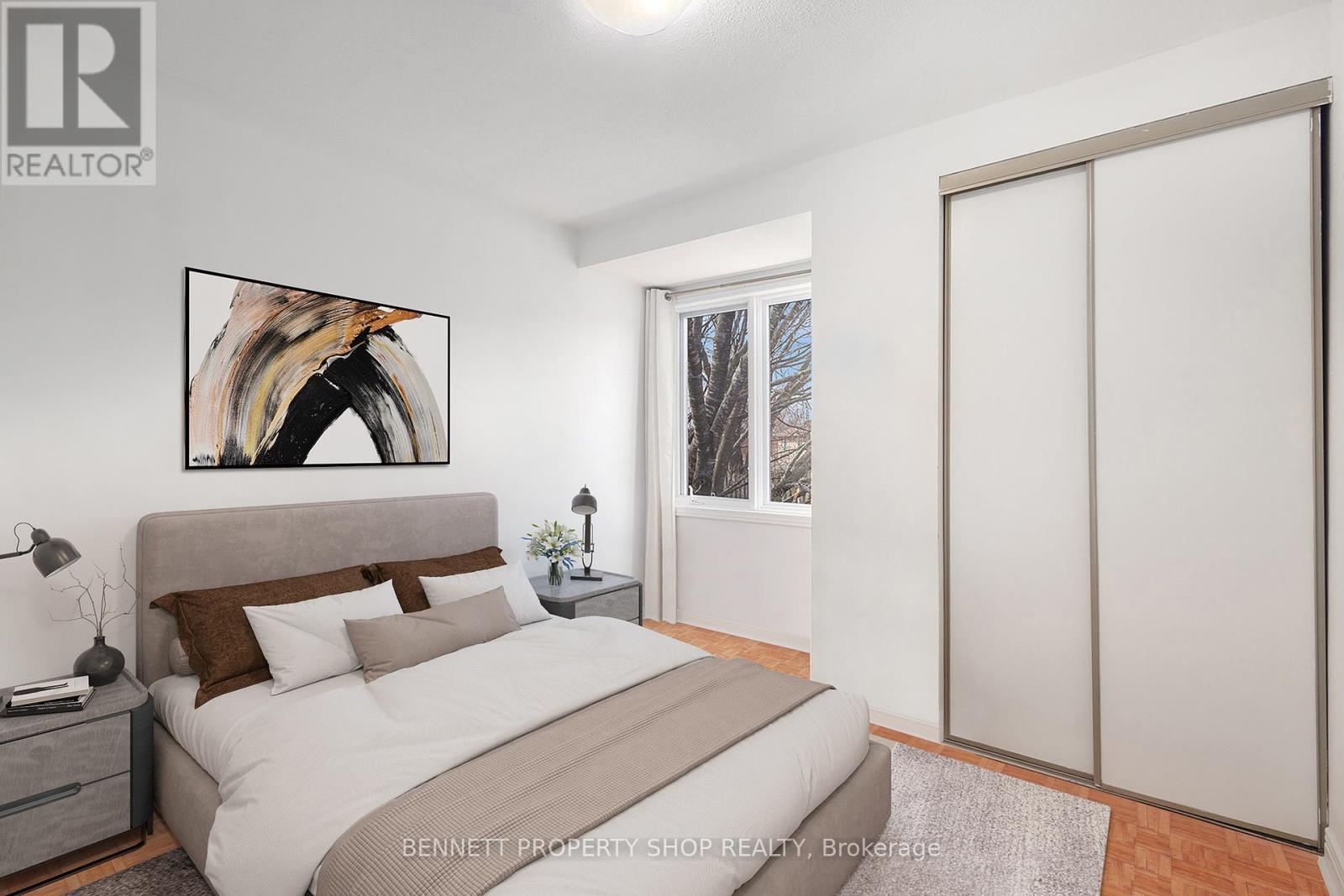 https://ddfcdn.realtor.ca/listing/TS638833415623970000/reb76/highres/4/x12127964_17.jpg