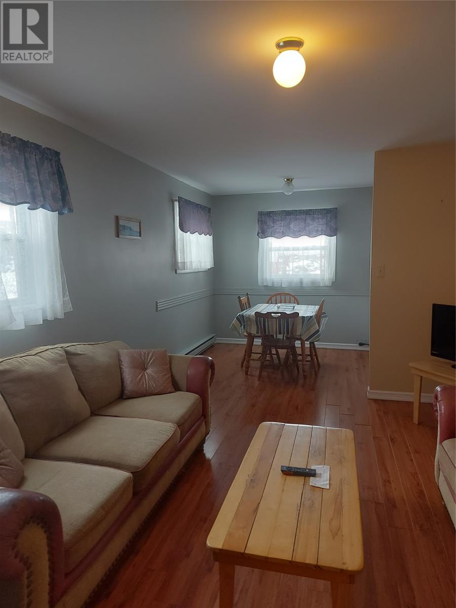 16 A/B and 18 Currie Avenue - 3