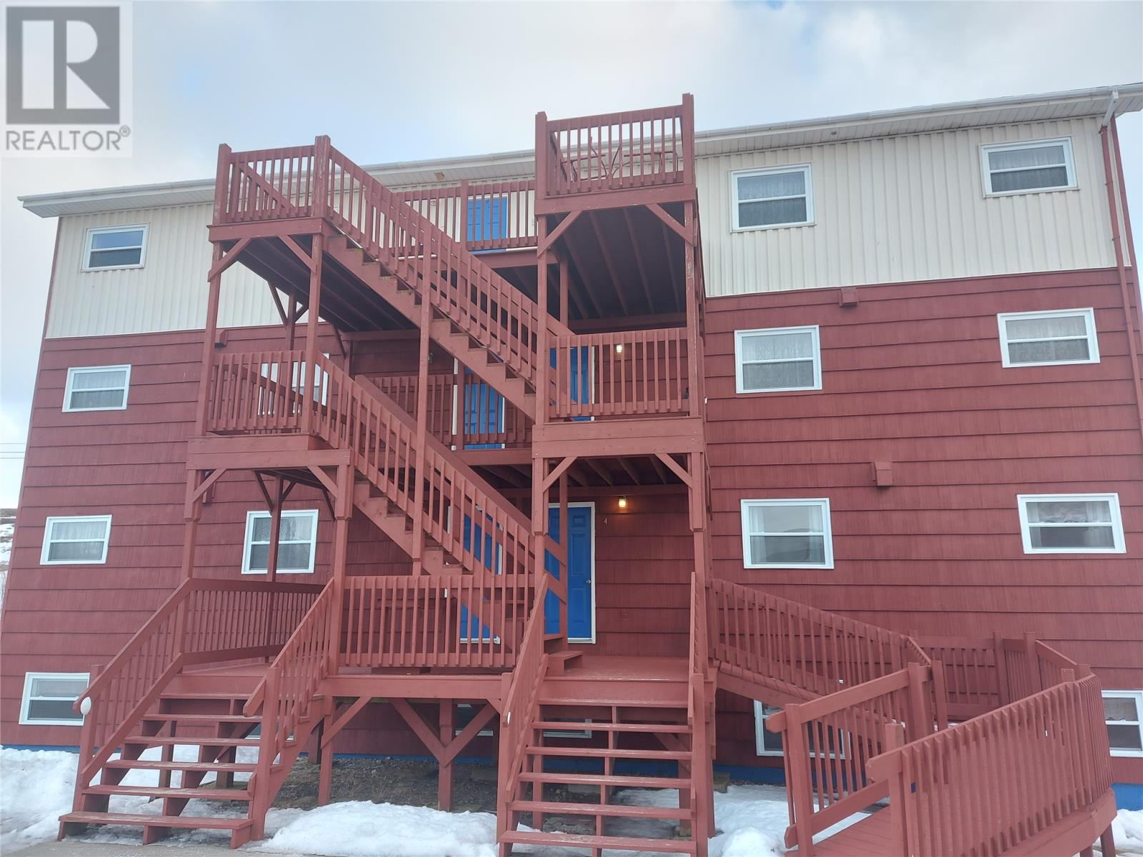 16 A/B and 18 Currie Avenue - 8