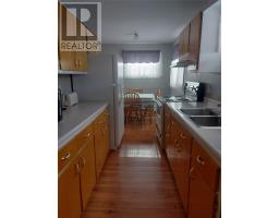 Currie Avenue thumbnail 7