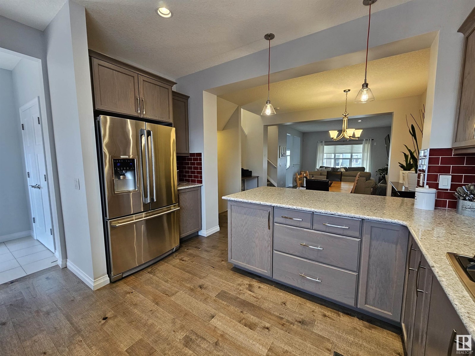 238 SOUTHFORK DR, Leduc