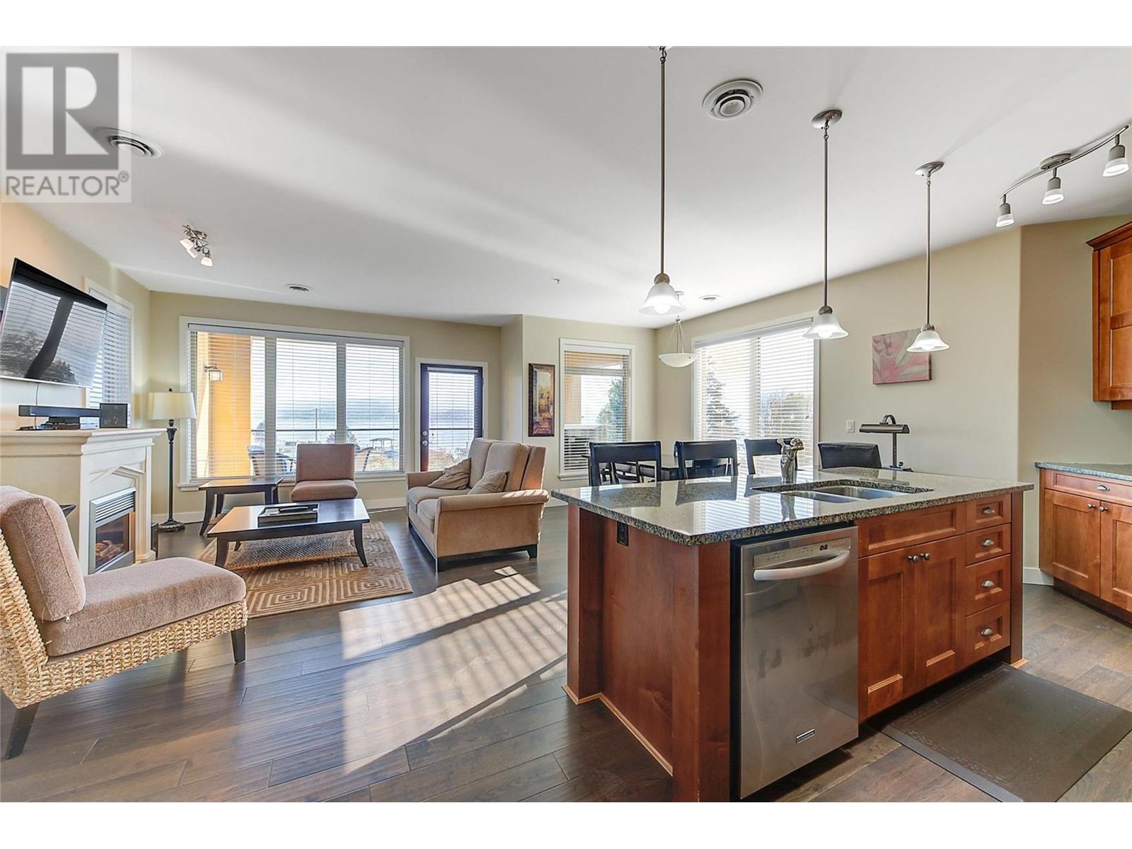 8308 4028 Pritchard Drive, West Kelowna