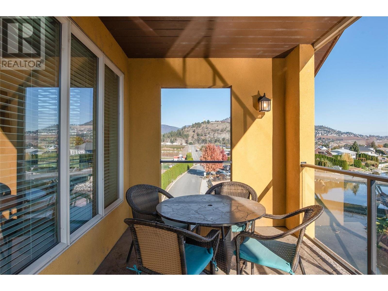8308 4028 Pritchard Drive, West Kelowna
