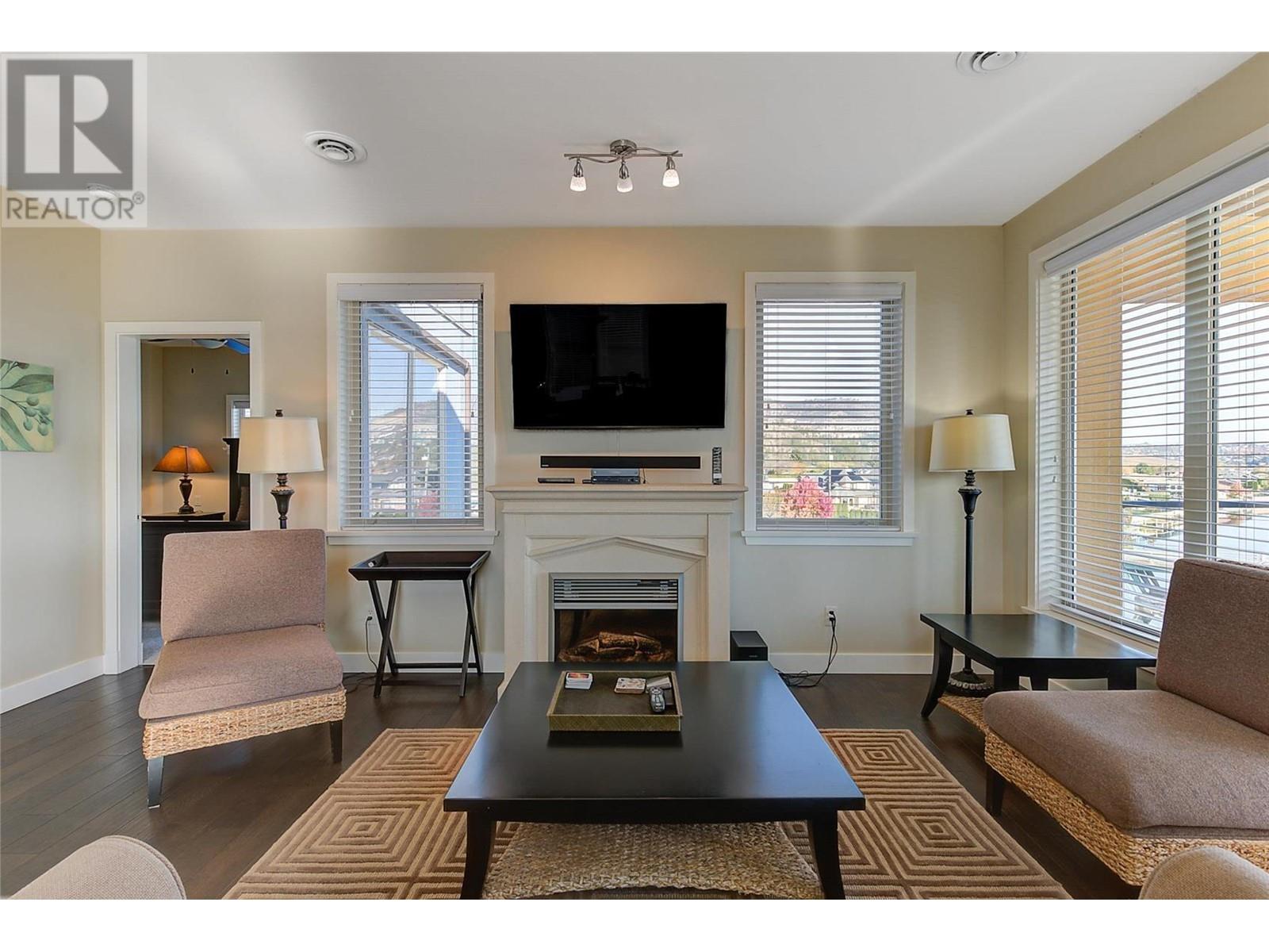 8308 4028 Pritchard Drive, West Kelowna