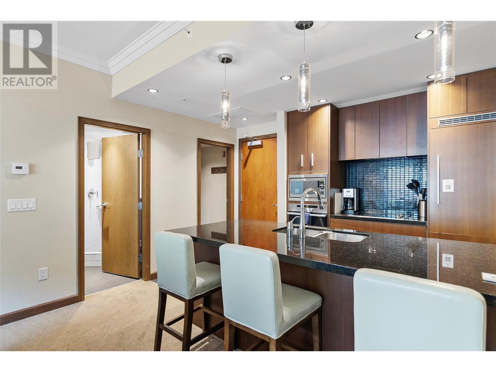 2950 Camozzi Road Unit# 2427, Revelstoke