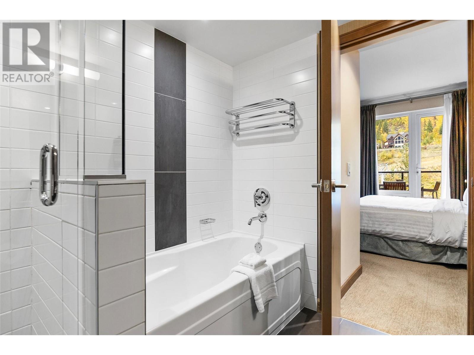 2950 Camozzi Road Unit# 2427, Revelstoke