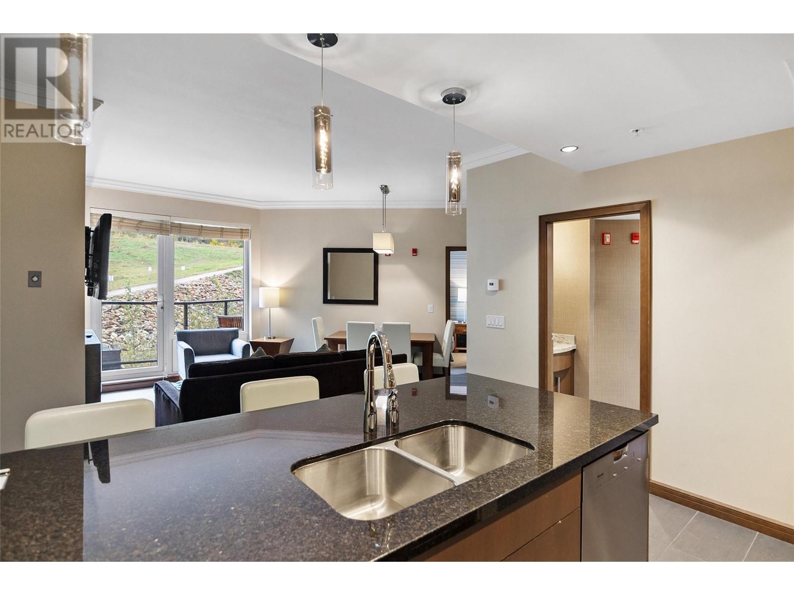 2950 Camozzi Road Unit# 2427, Revelstoke