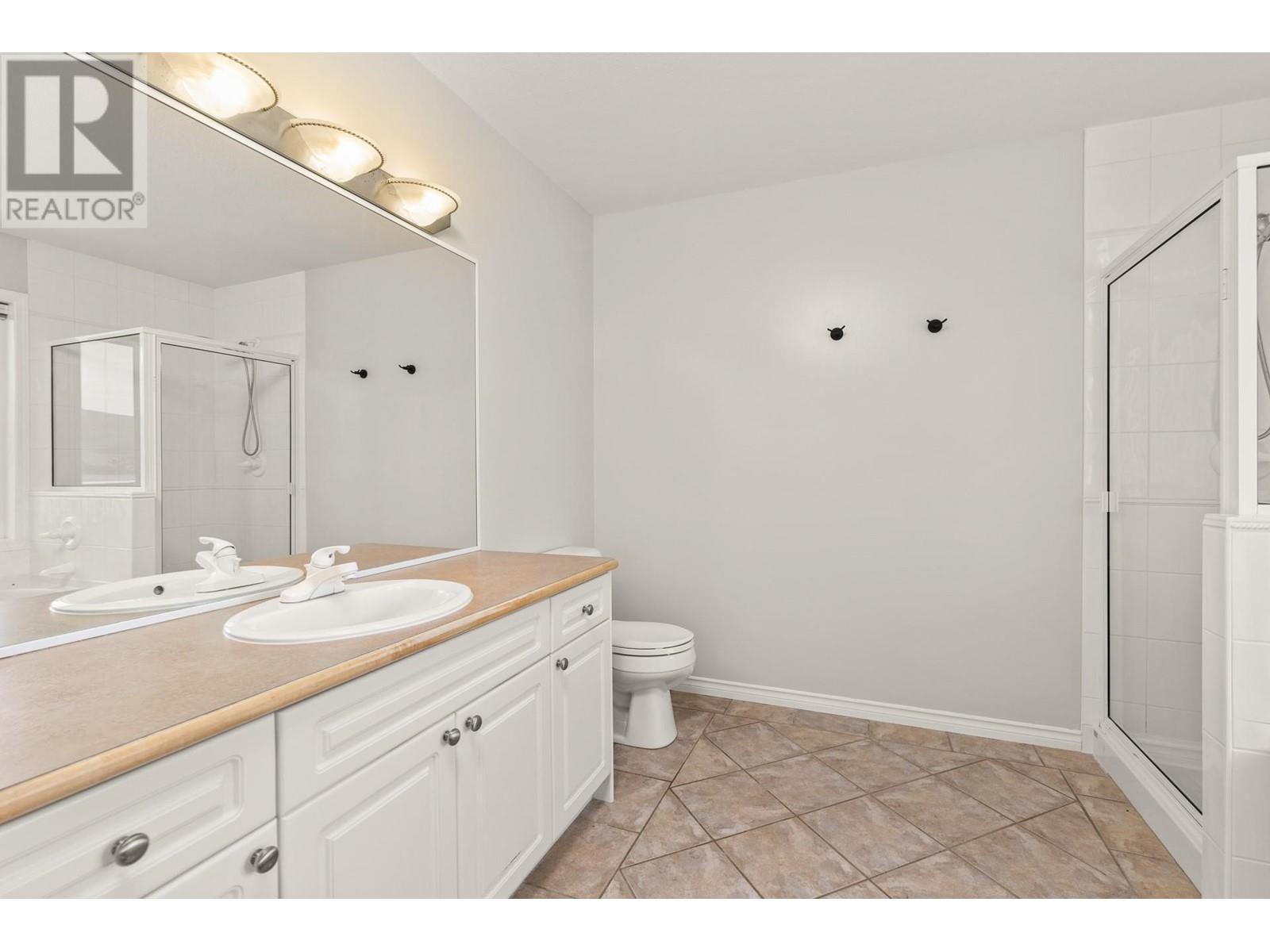  3513 EMPIRE Place, West Kelowna