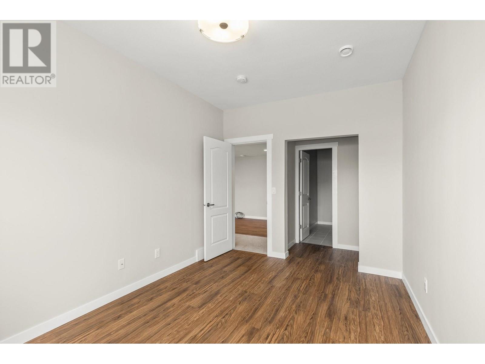  3513 EMPIRE Place, West Kelowna