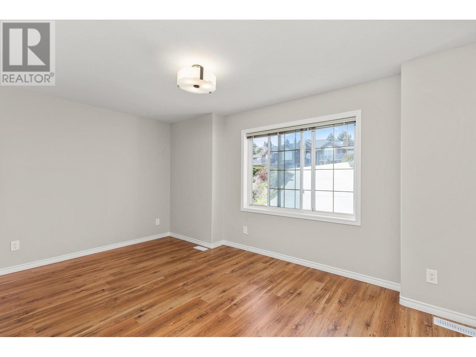  3513 EMPIRE Place, West Kelowna