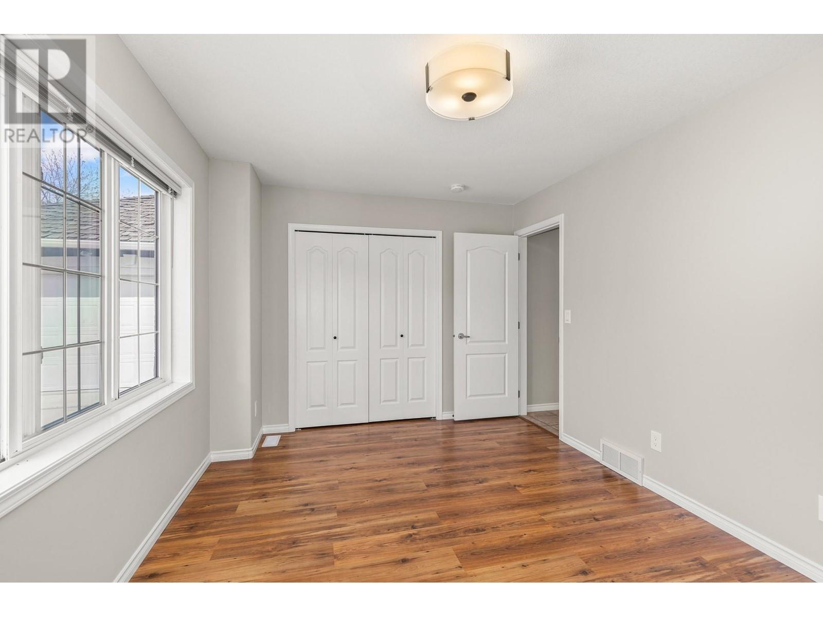  3513 EMPIRE Place, West Kelowna