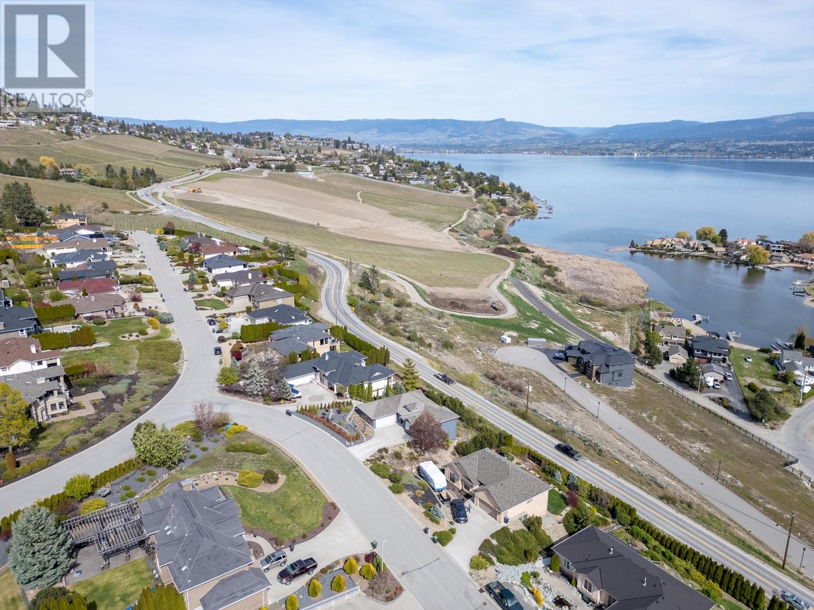  3513 EMPIRE Place, West Kelowna