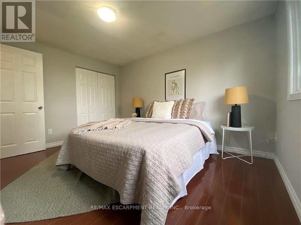 Photo 17 of 3 1025 Upper Gage Avenue, Hamilton ON