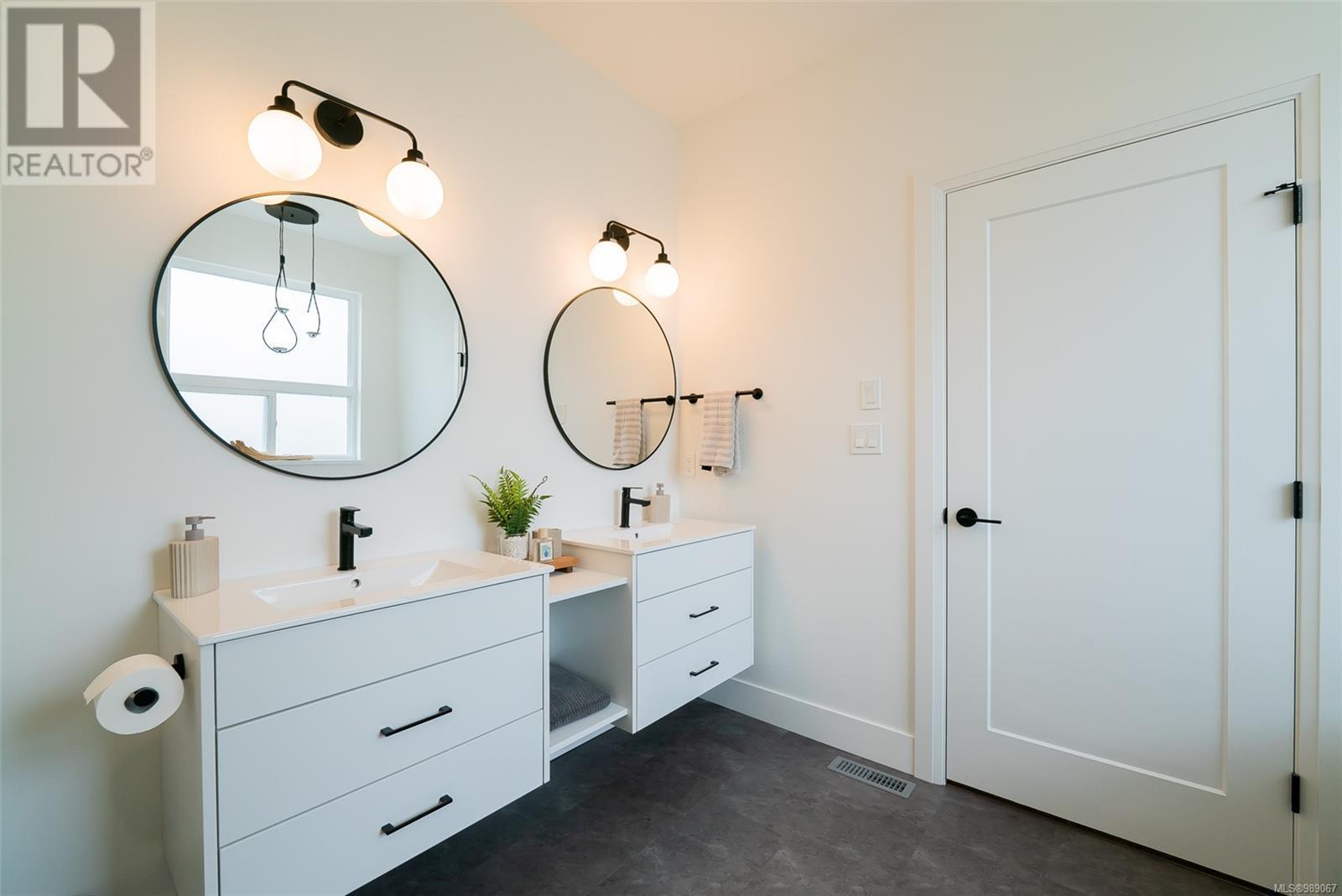103 Bald Eagle Cres, Ladysmith