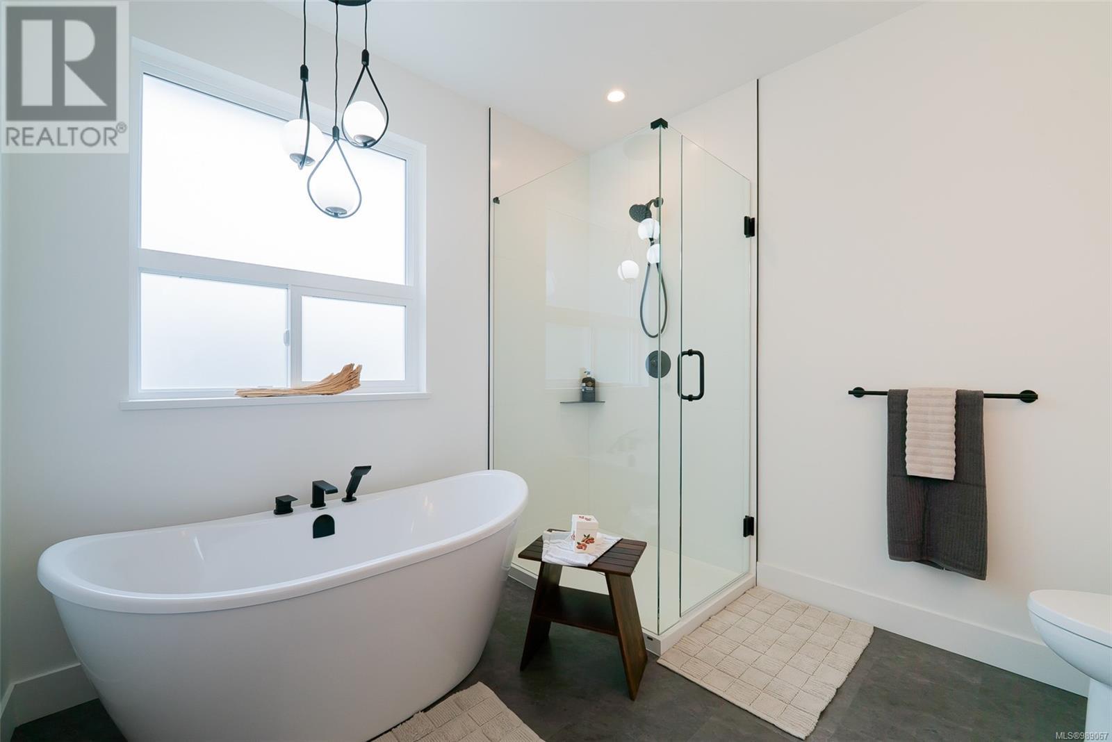 103 Bald Eagle Cres, Ladysmith