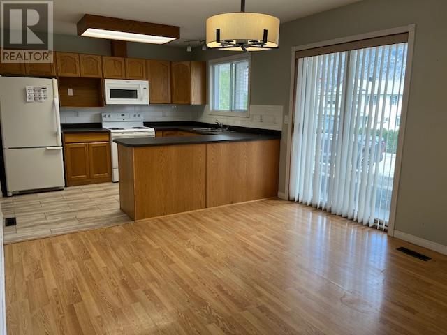 4008 LOBELIA Drive, Osoyoos