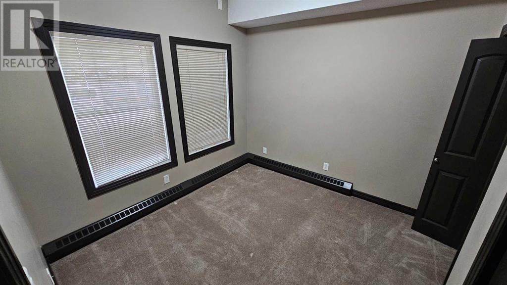 Single Family House for Sale in   Royal Oak Plaza NW Royal Oak Calgary 