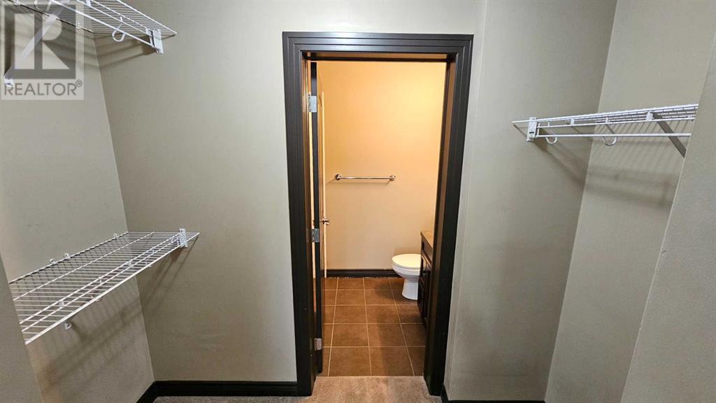 Single Family House for Sale in   Royal Oak Plaza NW Royal Oak Calgary 