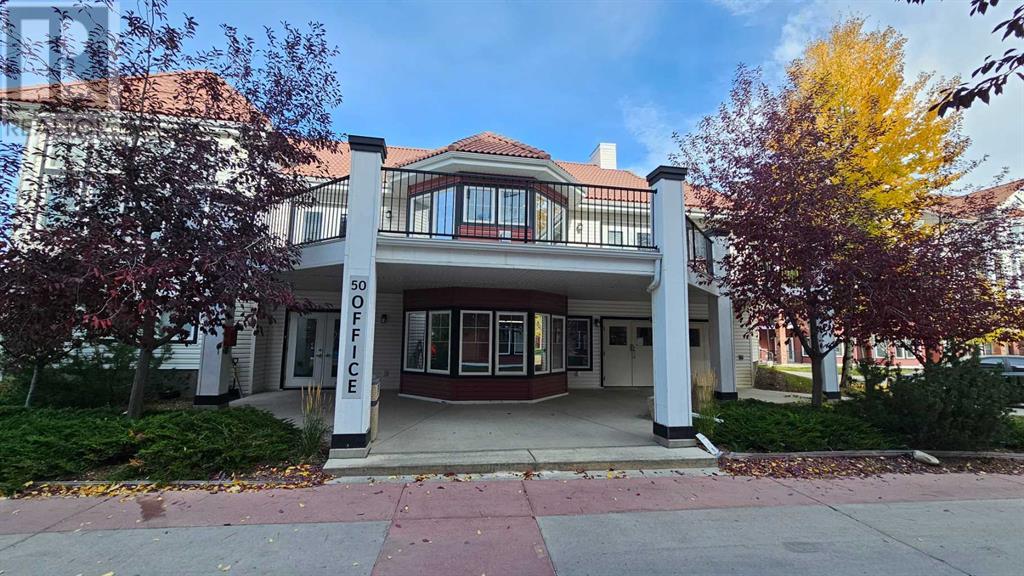 Single Family House for Sale in   Royal Oak Plaza NW Royal Oak Calgary 