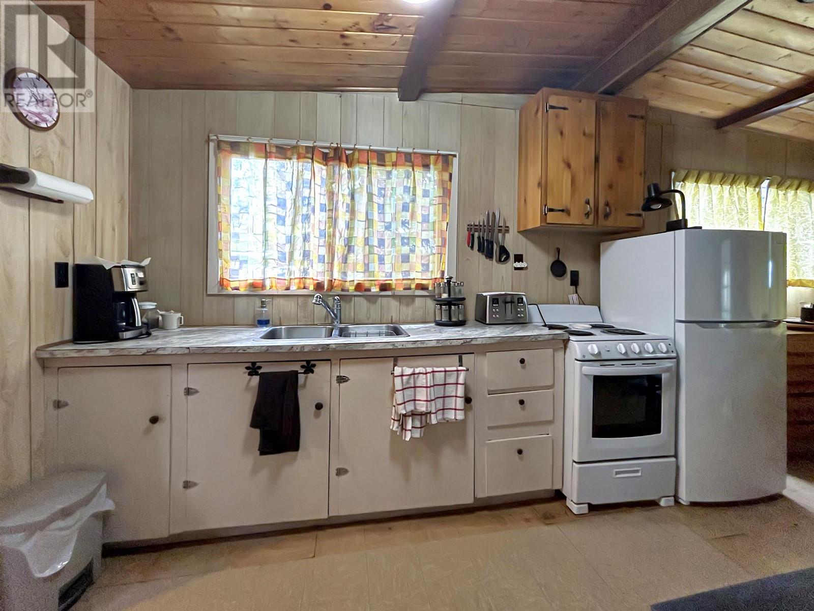 165 SUNSET BEACH ROAD, Fraser Lake