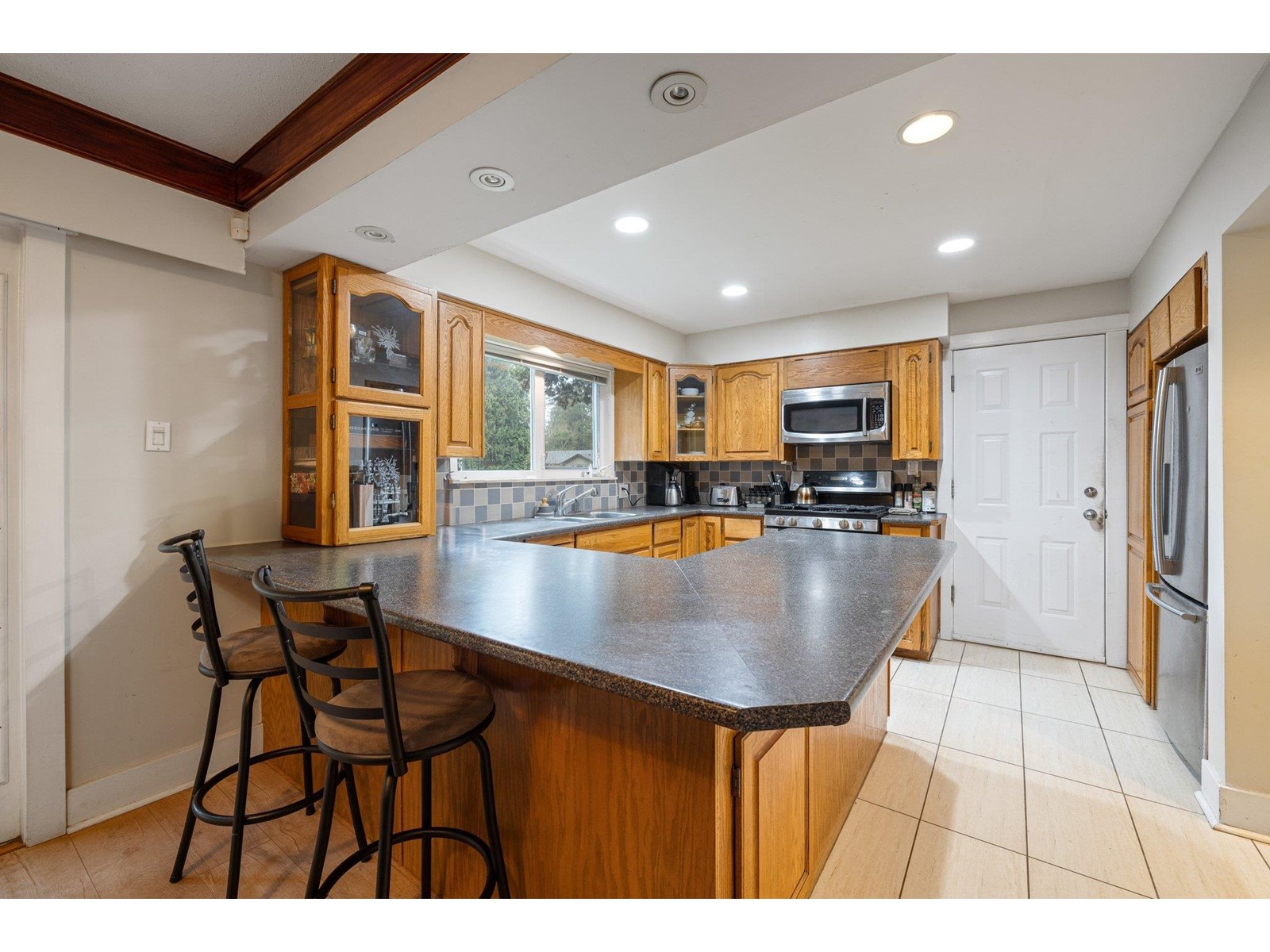 Photo 8 of 2461 124th Street, Surrey BC