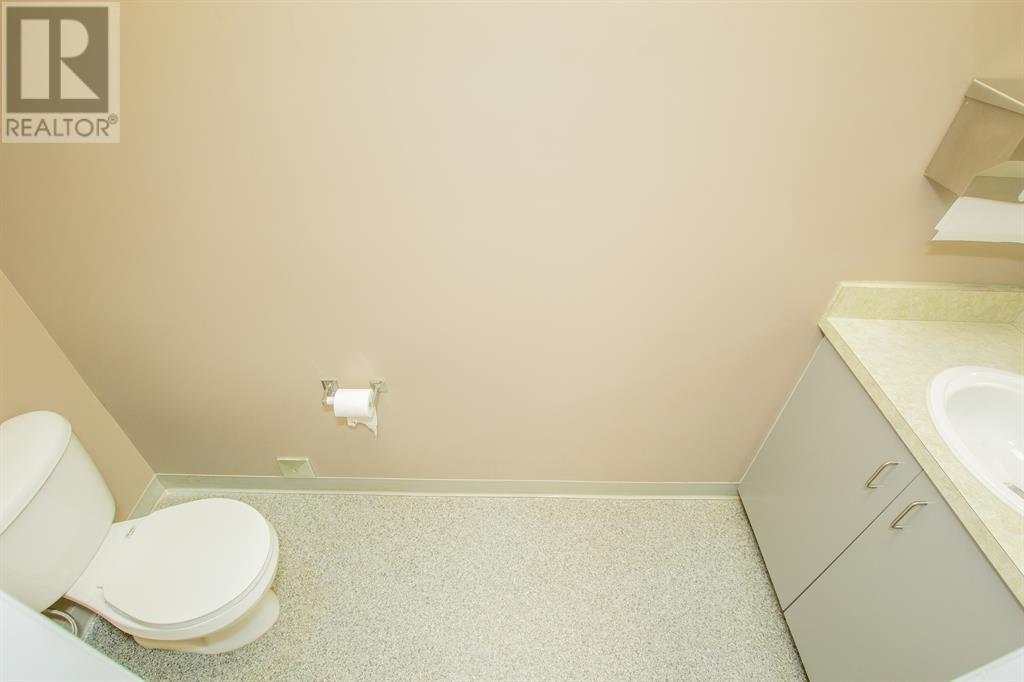 Photo 21 of 102 9805 97 Street, Grande Prairie AB