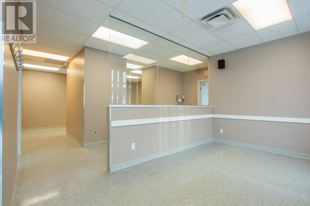 Photo 4 of 102 9805 97 Street, Grande Prairie AB