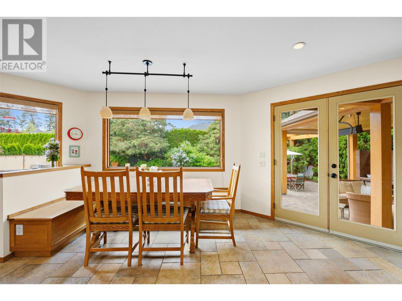  4350 Kensington Drive, Kelowna