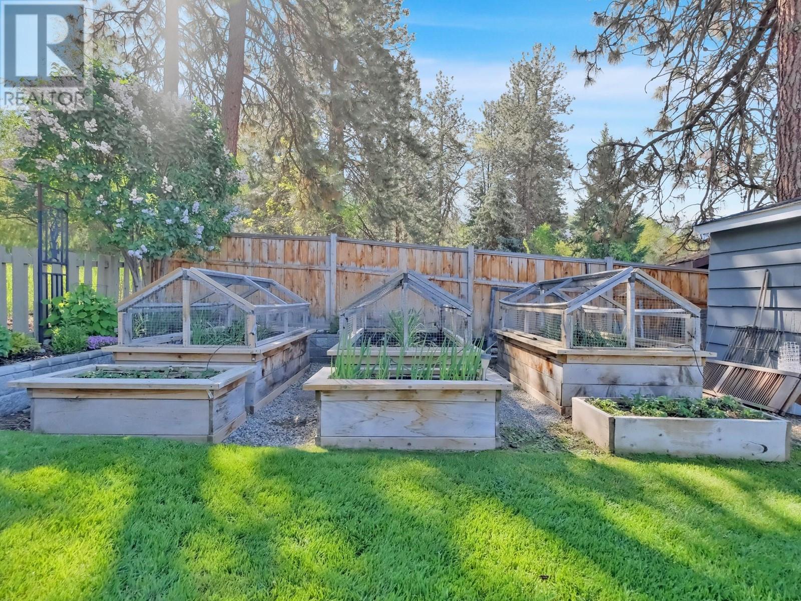  137 CLELAND Drive, Penticton