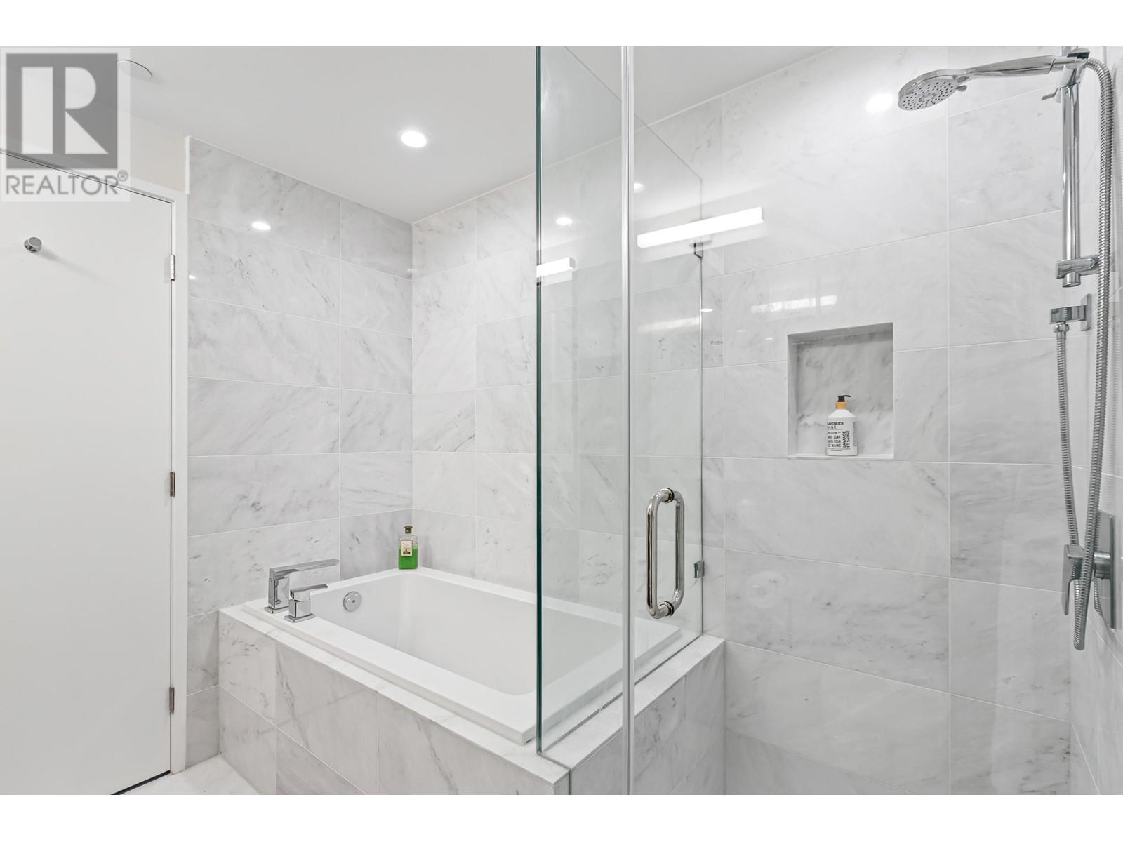 1702 308 MORRISSEY ROAD, Port Moody real estate listing R2991724