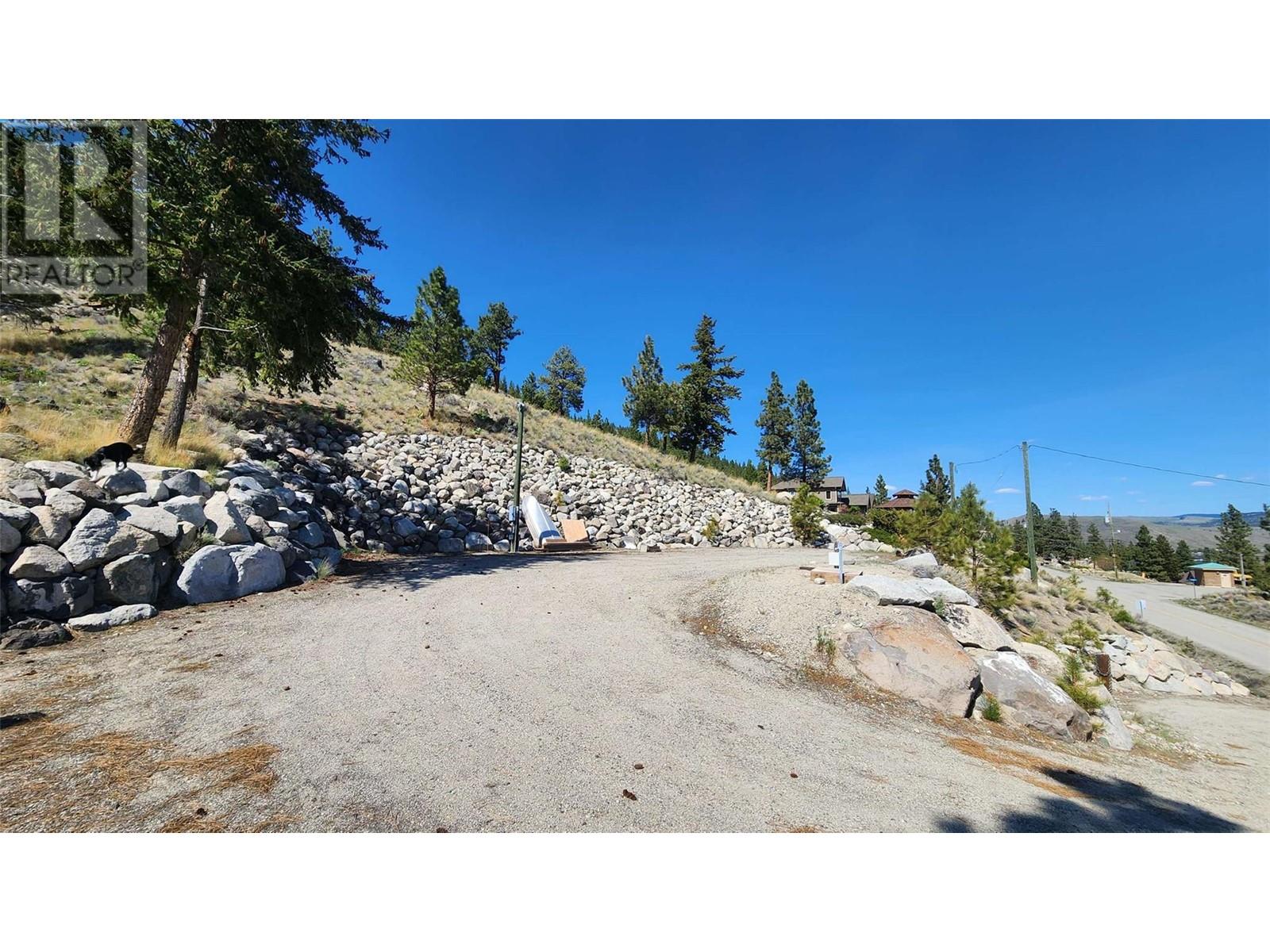 6461 Monck Park Road, Merritt