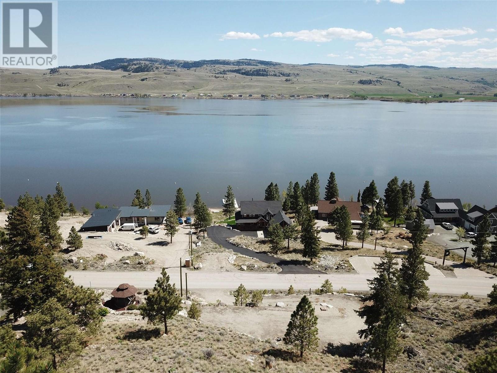 6461 Monck Park Road, Merritt