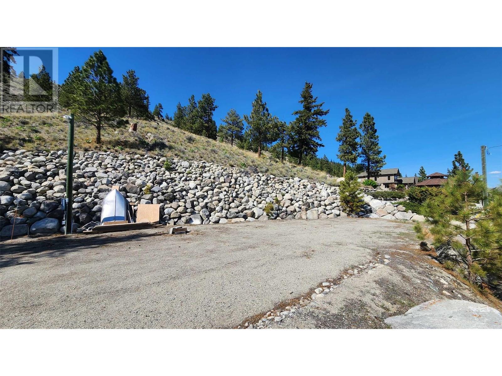 6461 Monck Park Road, Merritt