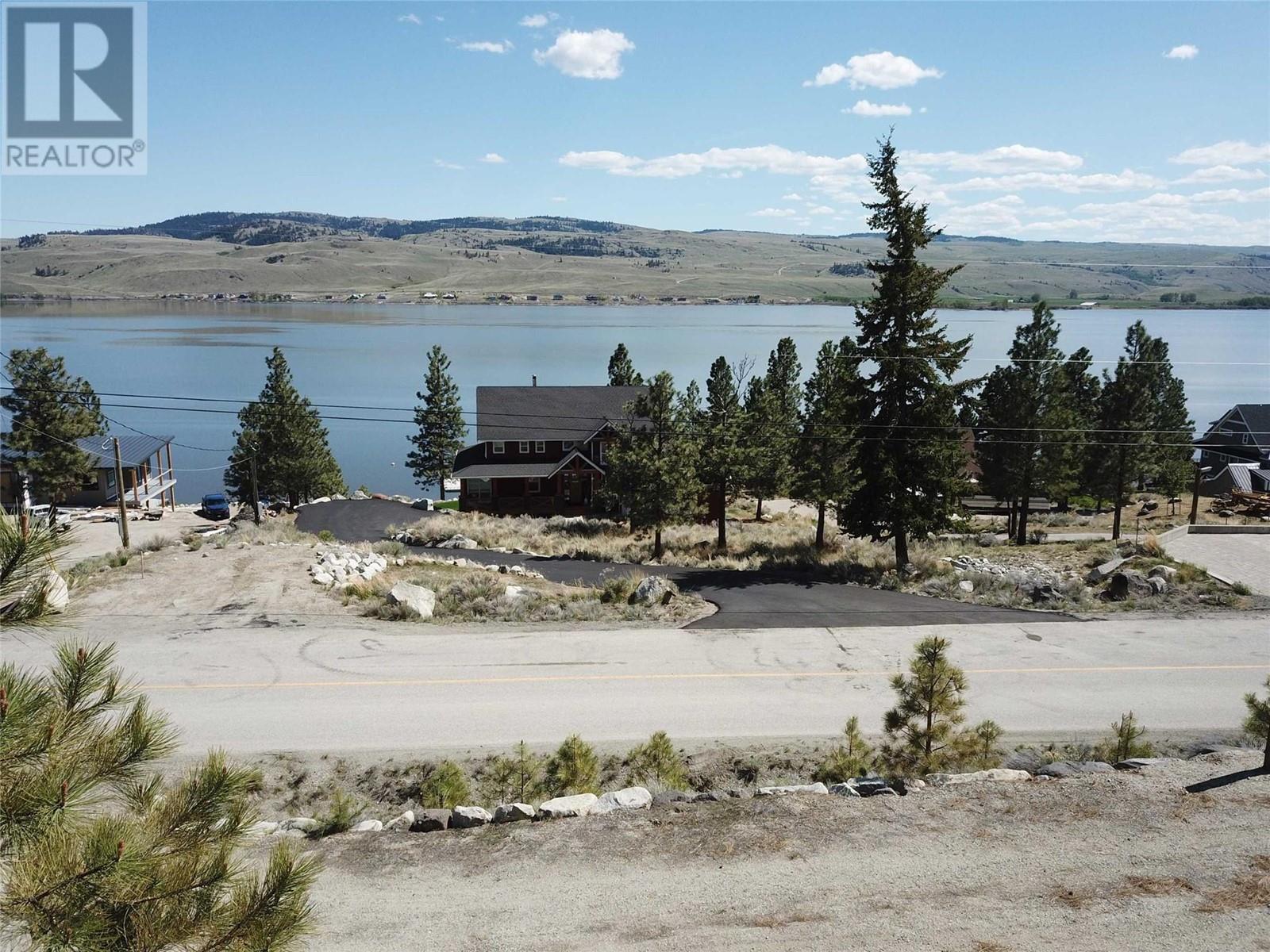 6461 Monck Park Road, Merritt