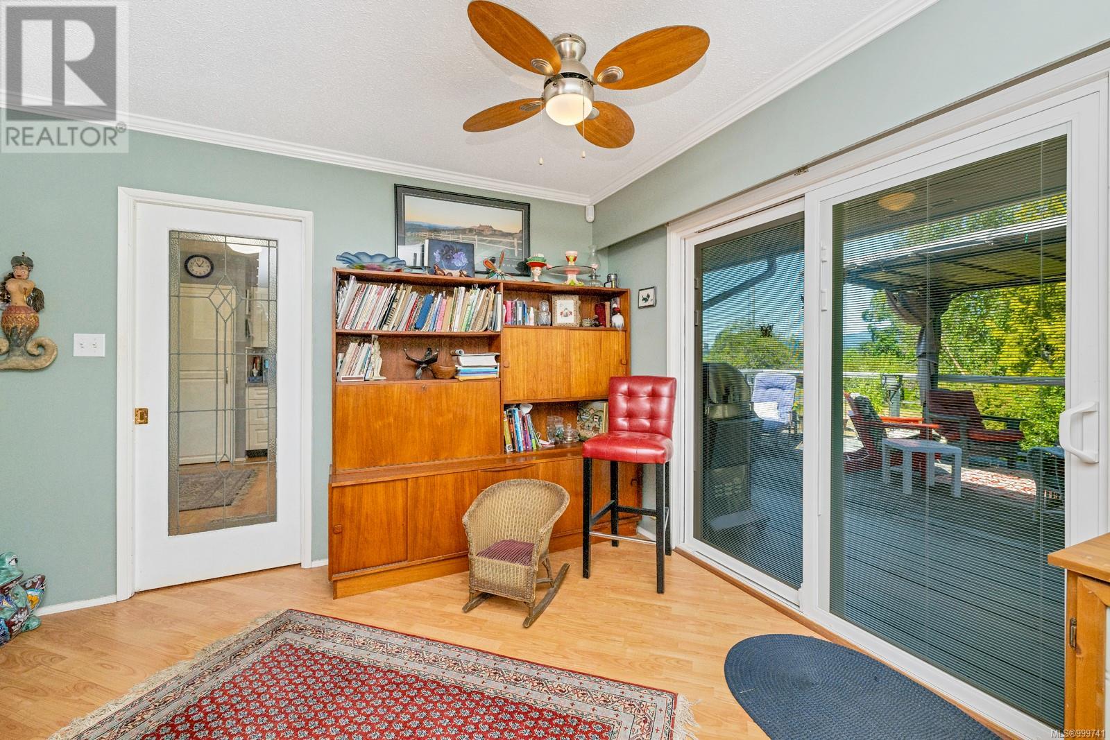 Photo 11 of 6327 Lansdowne Pl, Duncan BC