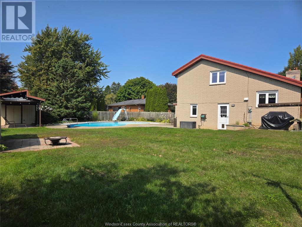 Photo 39 of 2073 Cardinal Lane, Kingsville ON
