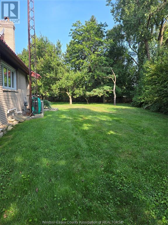Photo 6 of 2073 Cardinal Lane, Kingsville ON