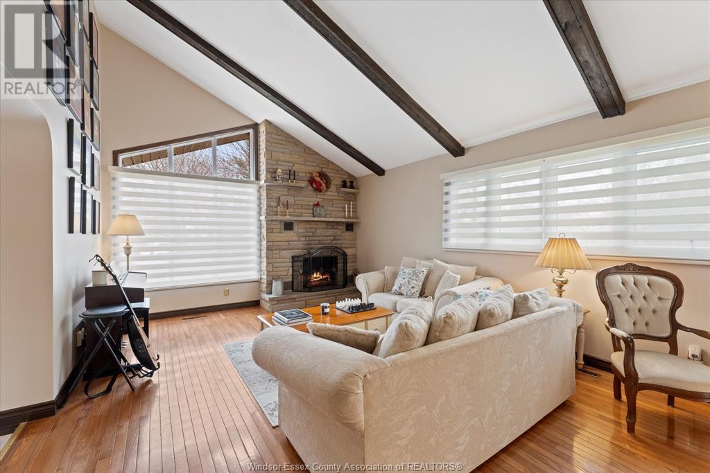 Photo 10 of 2073 Cardinal Lane, Kingsville ON