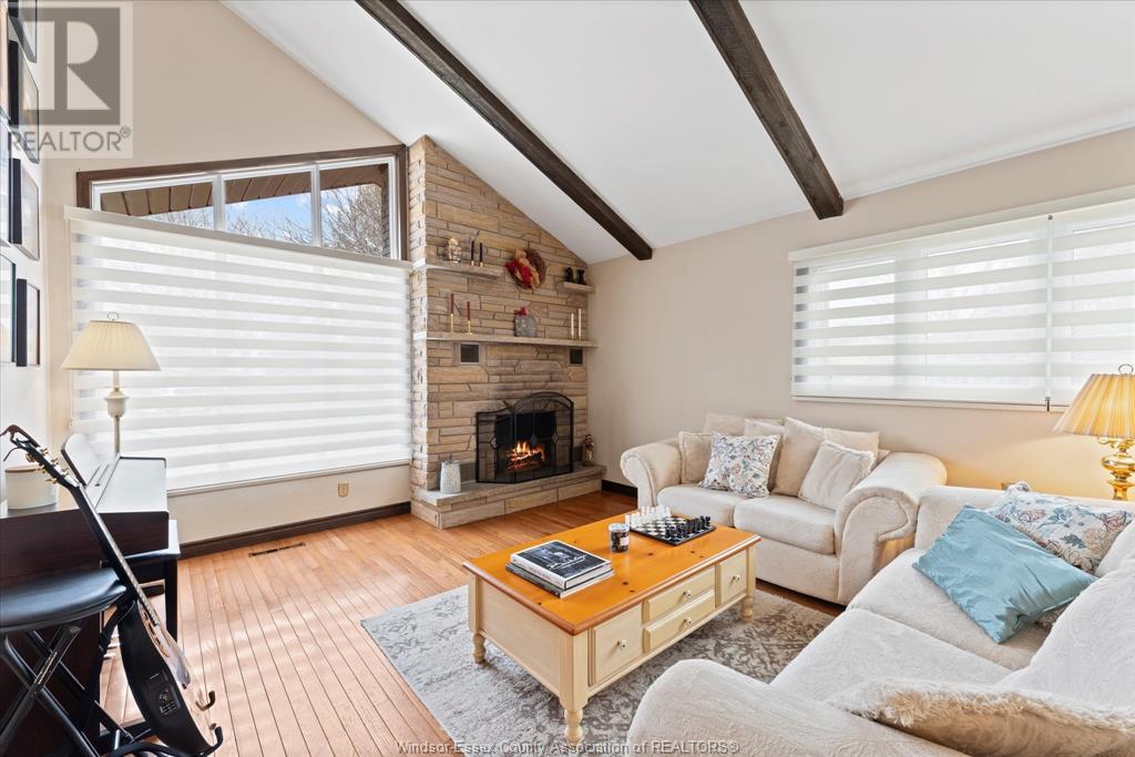 Photo 9 of 2073 Cardinal Lane, Kingsville ON