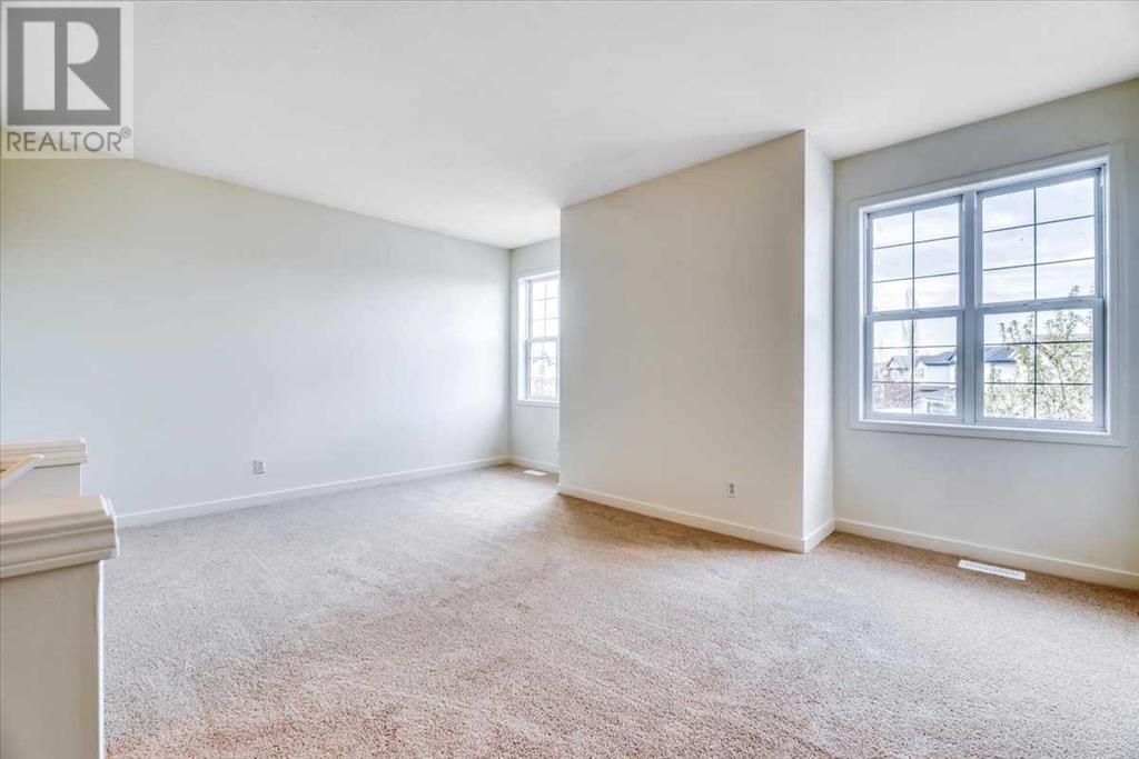Single Family House for Sale in  Everstone Rise SW Evergreen Calgary 