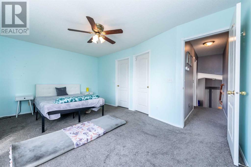 Single Family House 4 Level for Sale in  Fresno Place NE Monterey Park Calgary 