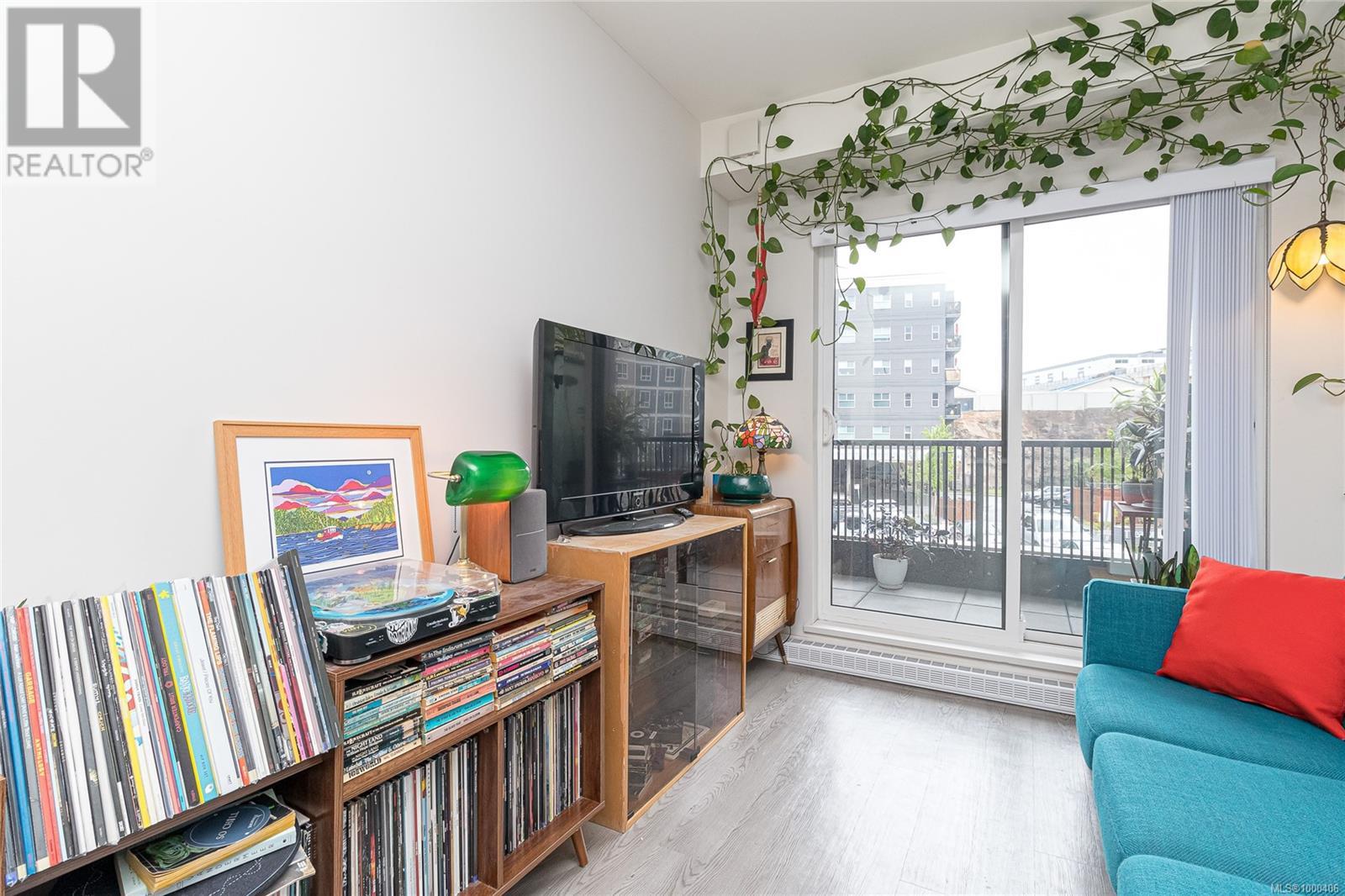 #207 707 TREANOR AVE - Image 14