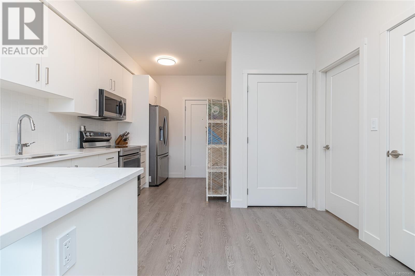 #207 707 TREANOR AVE - Image 6
