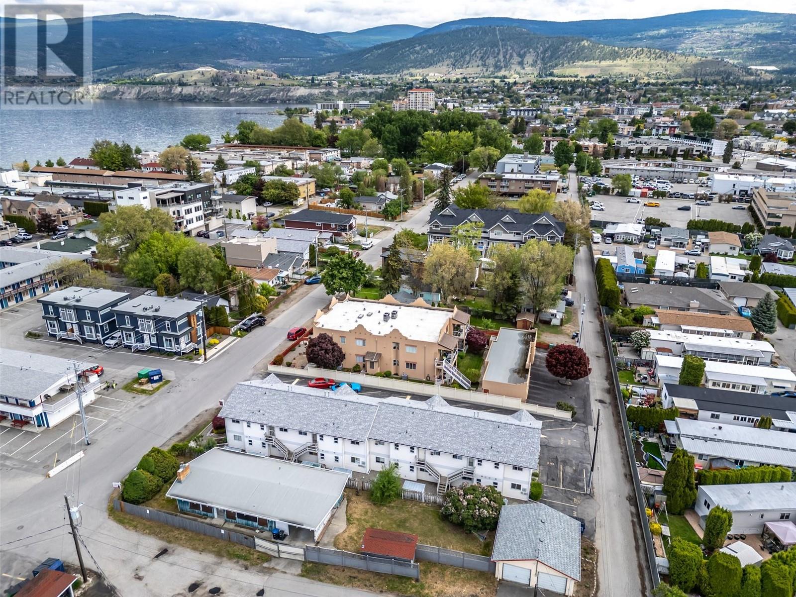 1084 Dynes Avenue, Penticton