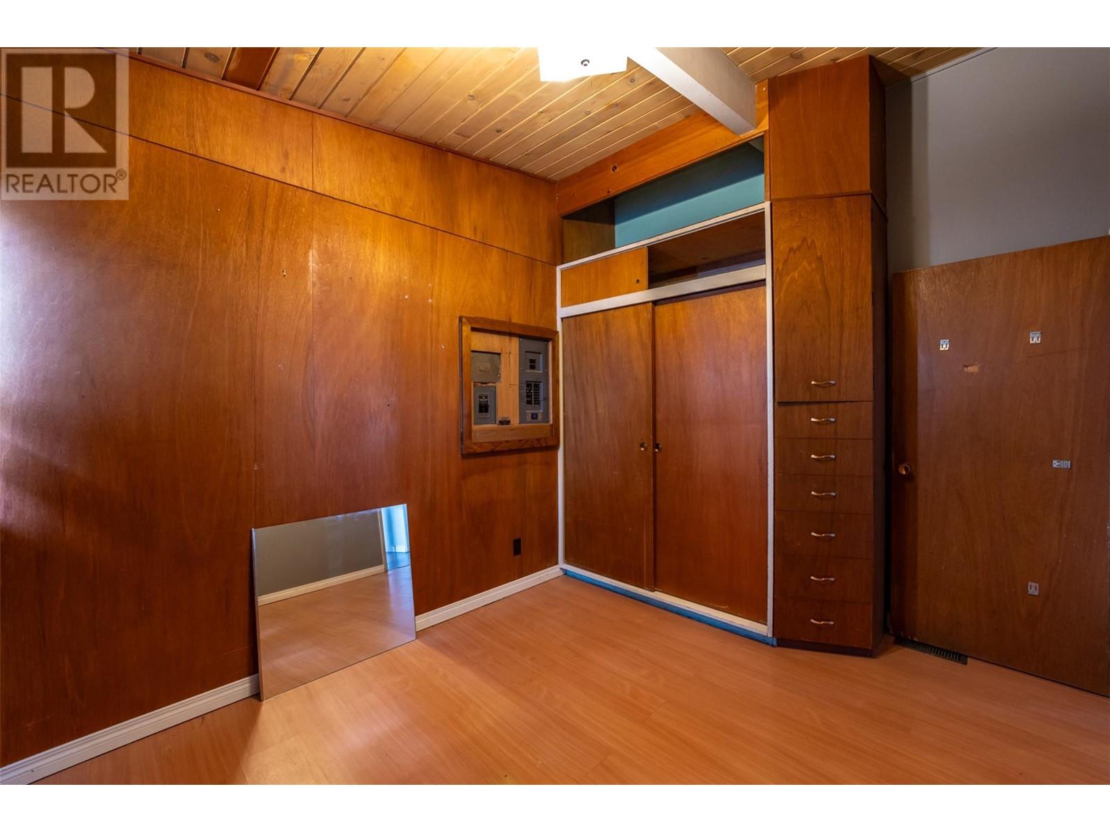  1084 Dynes Avenue, Penticton