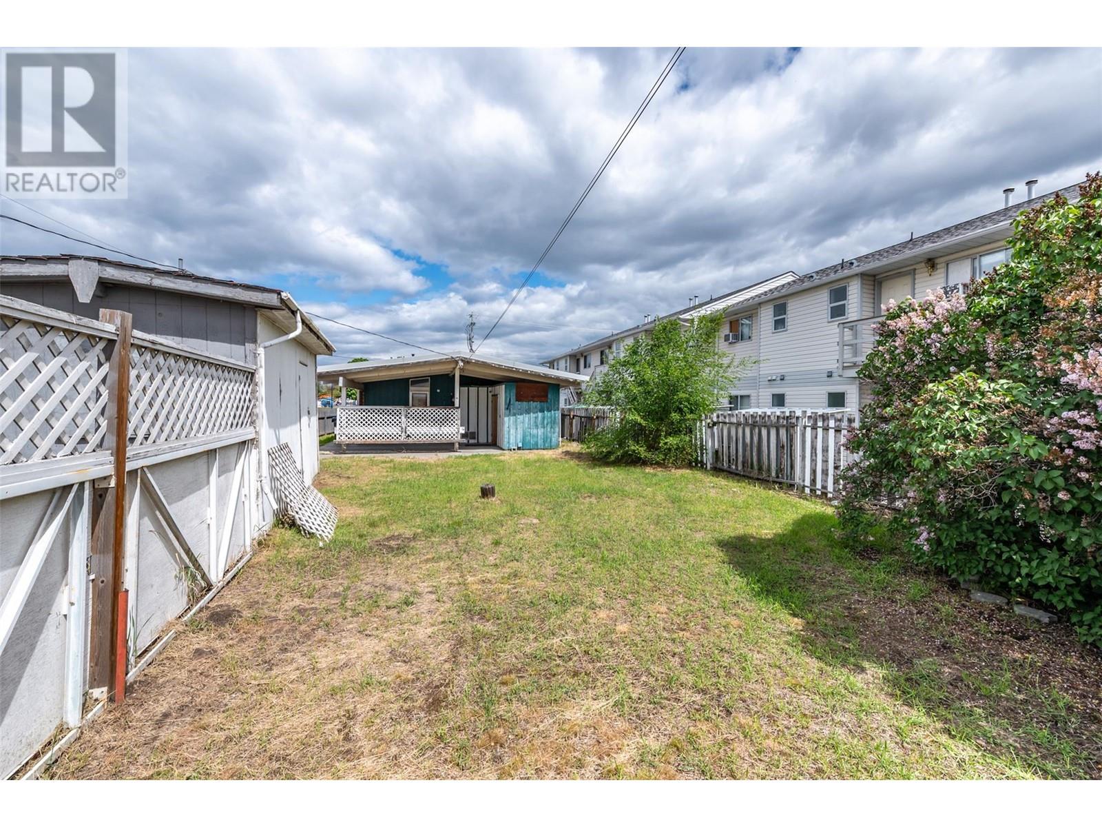 1084 Dynes Avenue, Penticton