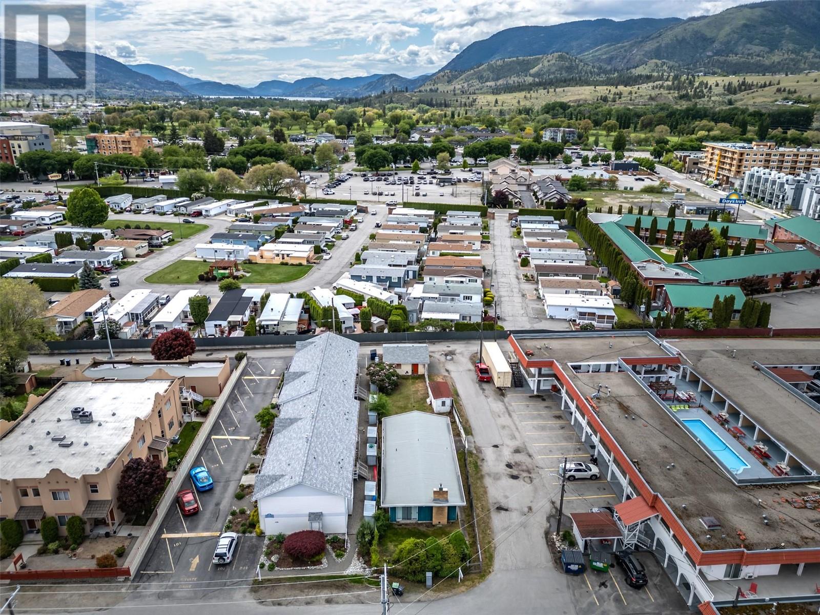 1084 Dynes Avenue, Penticton