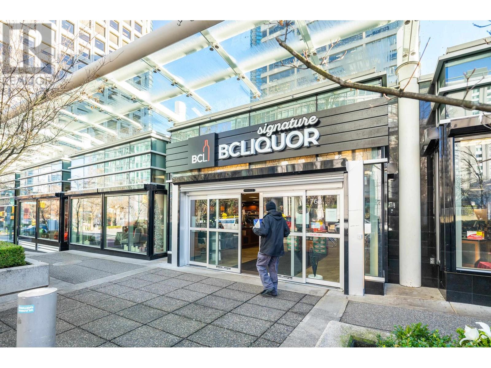 Photo 11 of 2303 1200 Alberni Street, Vancouver BC