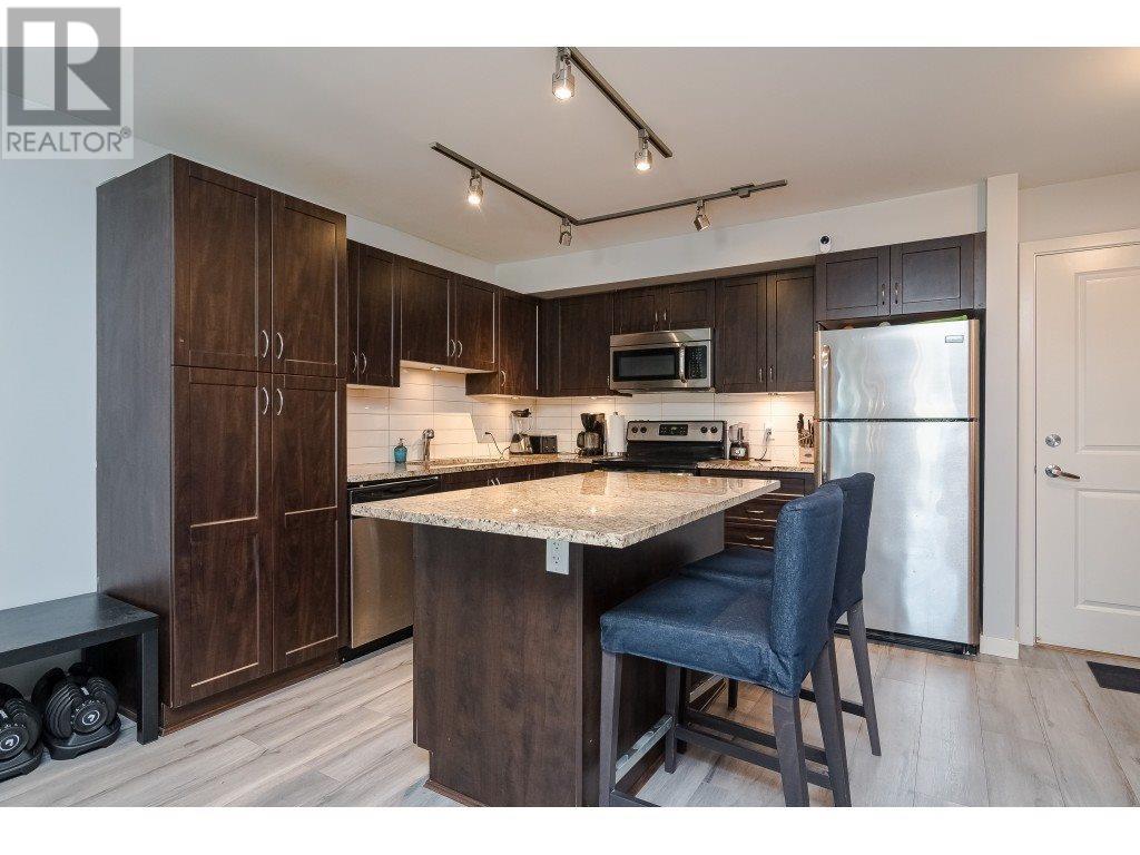 Photo 10 of 103 2191 Shaughnessy Street, Port Coquitlam BC