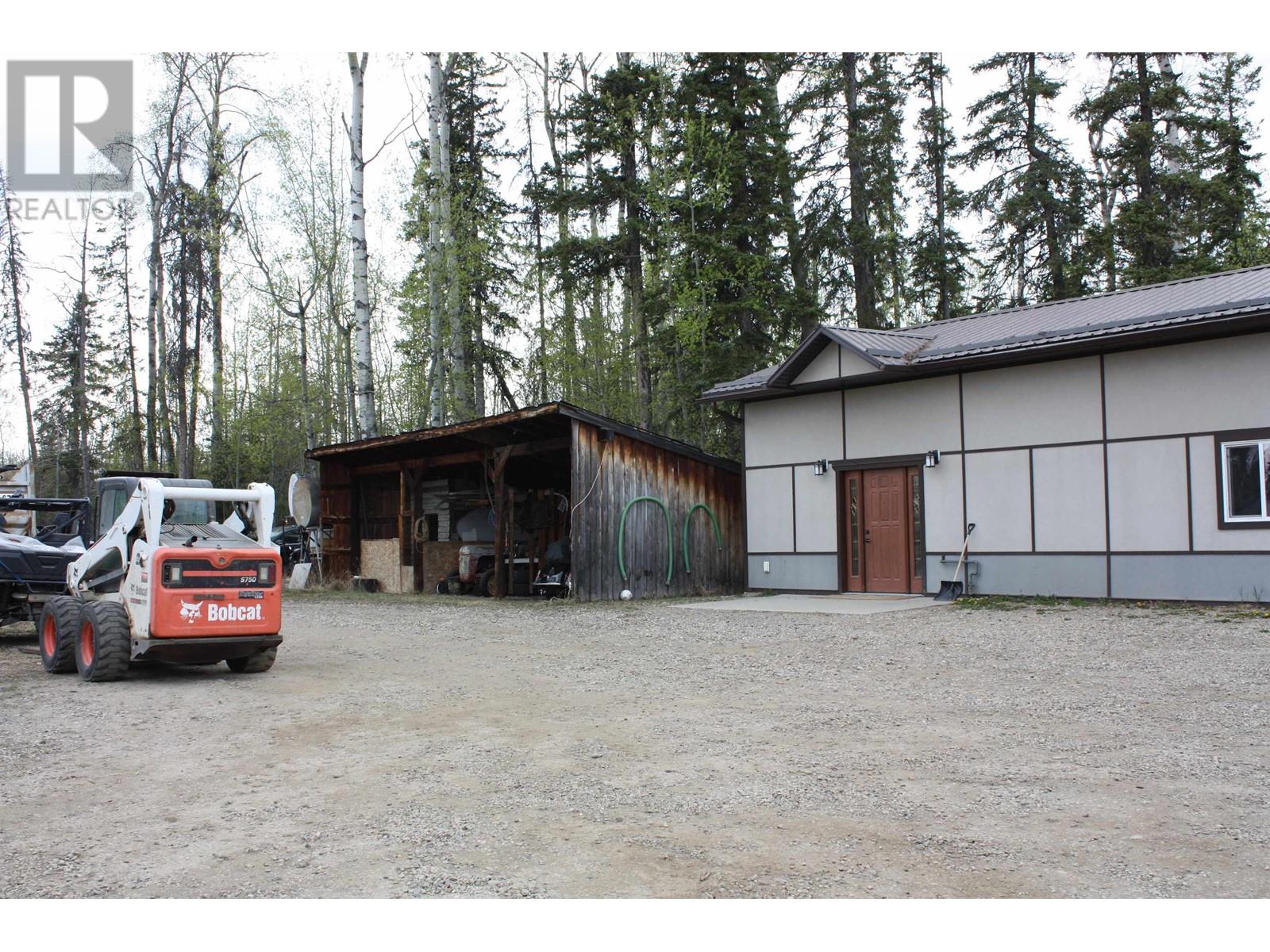 Photo 32 of 13431 N 29 Highway, Fort St John BC